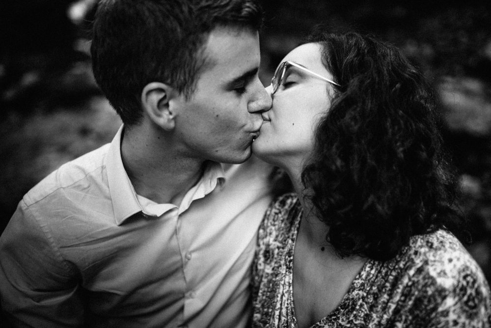 Engagement Shooting zwischen Wasserfällen