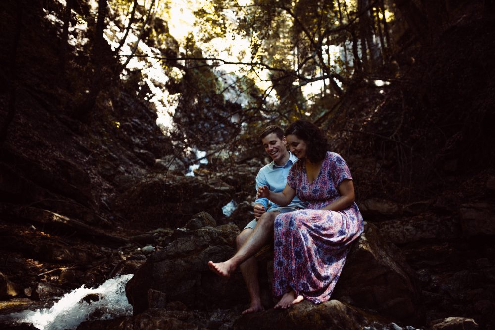 Engagement Shooting zwischen Wasserfällen