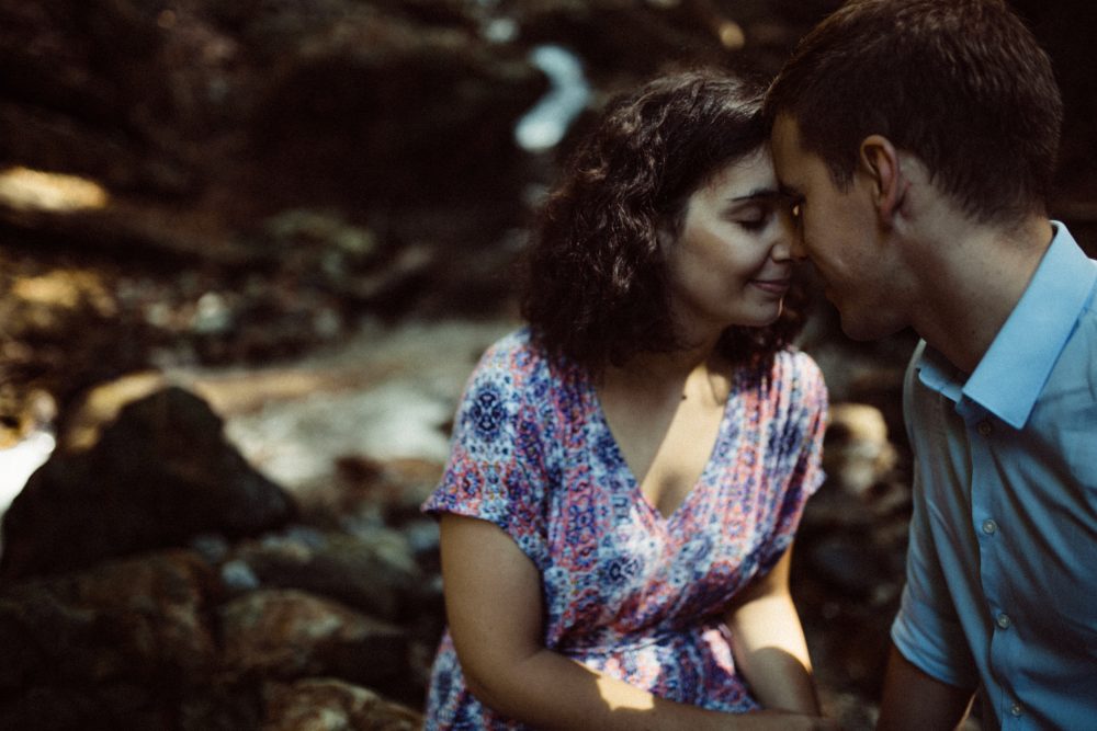 Engagement Shooting zwischen Wasserfällen