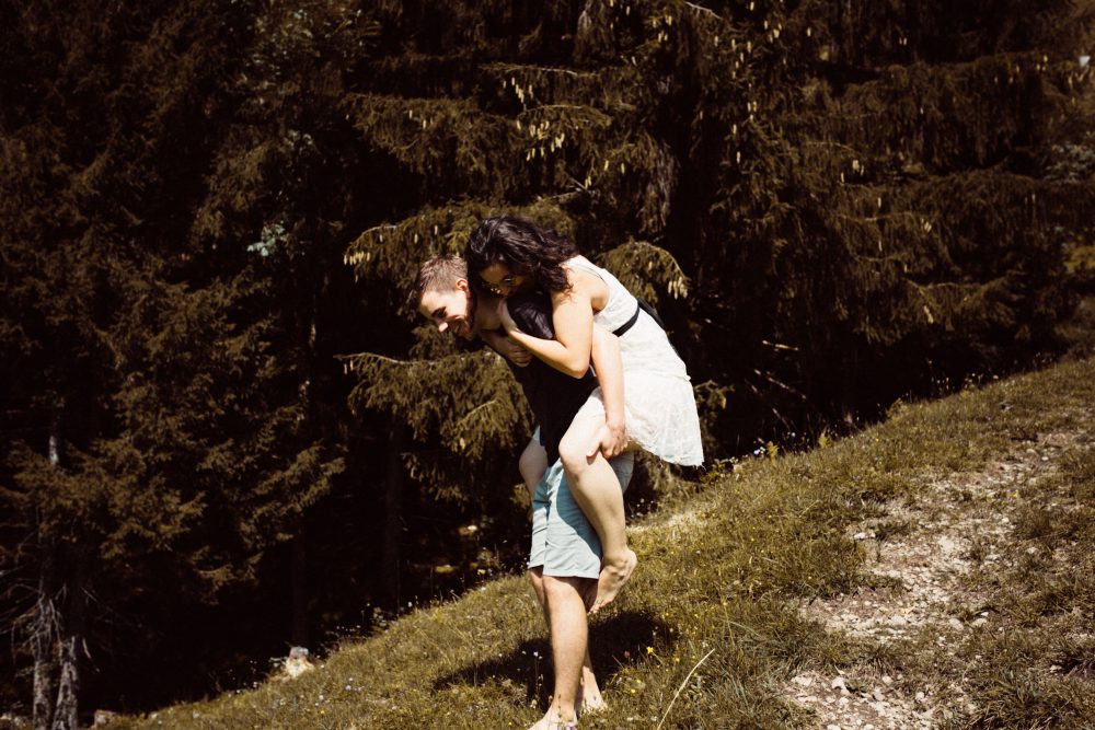 Engagement Shooting zwischen Wasserfällen