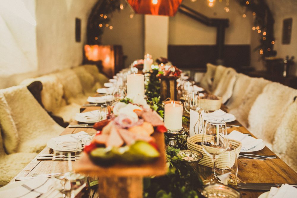 Rosenhochzeit im Räucherhäusl auf Gut Kaltenbrunn am Tegernsee